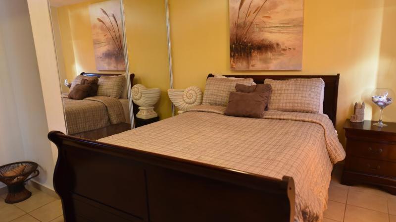 Pelicano Condo Rincon Bagian luar foto